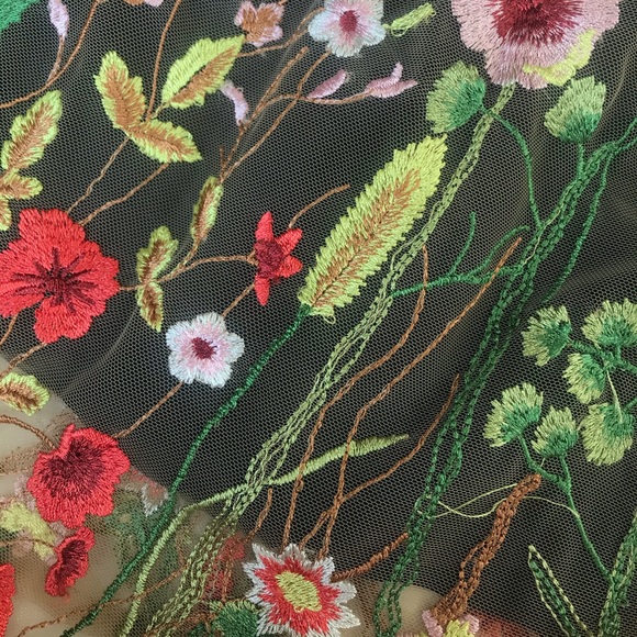 Floral Embroidered Lace Dress - Picture 9 of 10